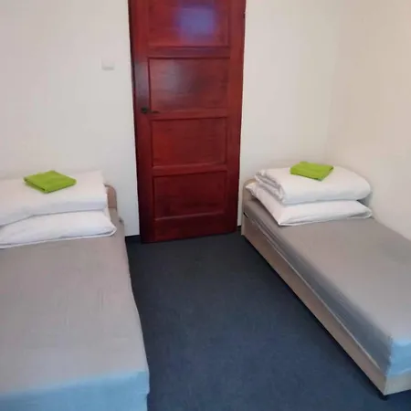 Lesna Przystan Bed & Breakfast *